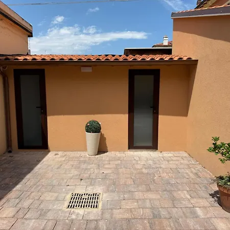 Semesterbostad Casa Al Mare Di Nonno Robi Fano