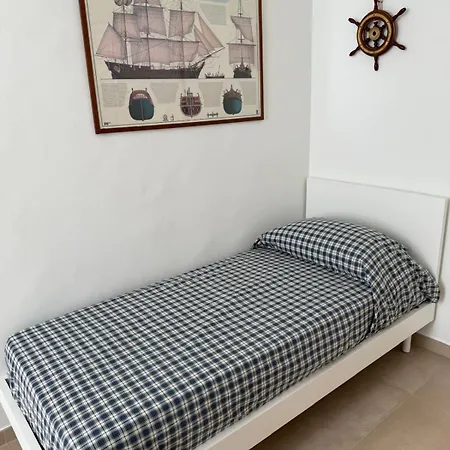 Casa Al Mare Di Nonno Robi Дом отдыха *