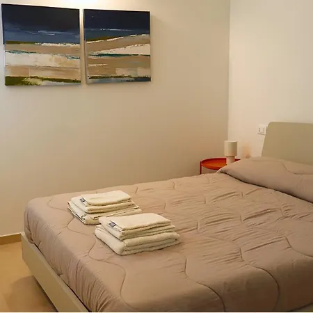 Casa Al Mare Di Nonno Robi Fano (Pesaro and Urbino)